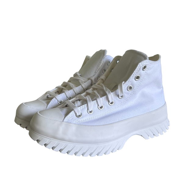 Converse Chuck Taylor All Star Lugged Hi 2.0 White Unisex Shoe Size 9.5 or 11.5